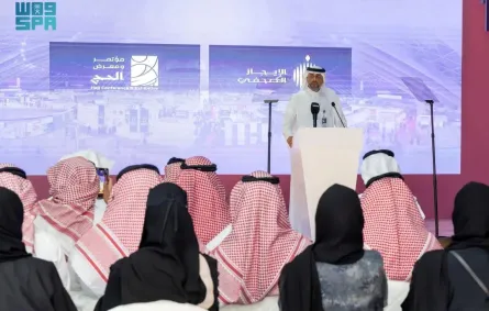 الإيجاز الصحفي تطرق إلى شعار مؤتمر ومعرض الحج  ودلالاته "من مكة إلى العالم"