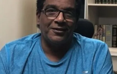 بحضور كبار النجوم.. لقطات من عزاء الراحل أحمد عبد الله