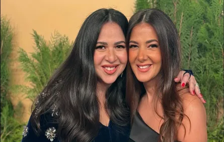 دنيا وإيمي سمير غانم - الصورة من حساب دنيا على إنستغرام