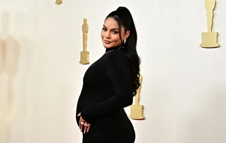 فانيسا هادجنز Vanessa Hudgens في حفل توزيع جوائز أوسكار 2024. مصدر الصورة:Frederic J. BROWN / AFP