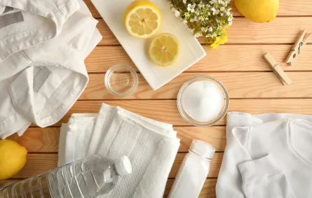 تنظيف الملابس البيضاء