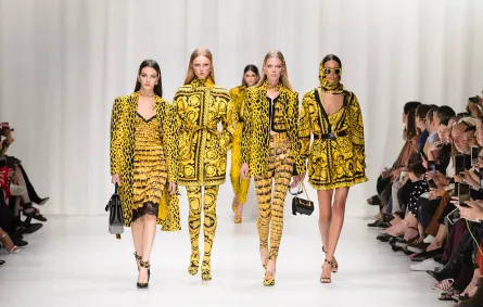 فيرساتشي Versace - الصورة من Launchmetrics/Spotlight ©