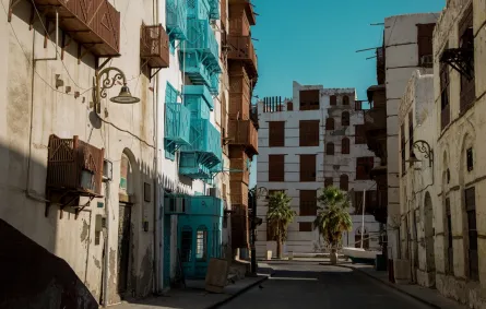 لقطة لأحد شوارع البلد