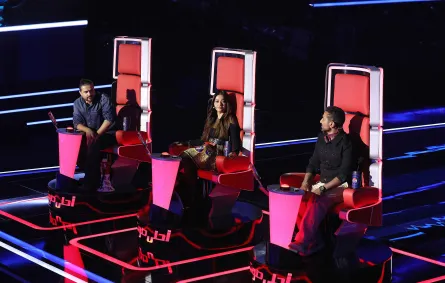 لحظات إنسانية مؤثرة في برنامج The Voice 2025