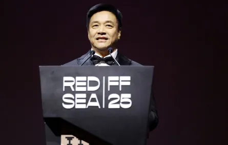 ستانلي تونغ Stanley Tong من مهرجان البحر الأحمر السينمائي 2025. مصدر الصورة: Daniele Venturelli/Getty Images for The Red Sea International Film Festival