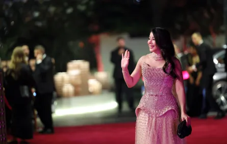 أسيل عمران Aseel Omran في مهرجان البحر الأحمر السينمائي 2025. مصدر الصورة: Vittorio Zunino Celotto/Getty Imagesfor the Red Sea International Film Festival