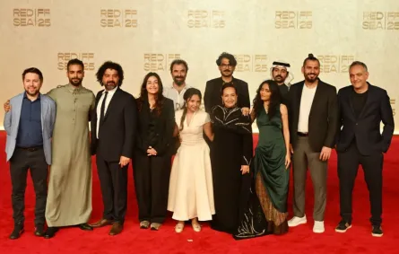 أسرة عمل فيلم هجرة- الصورة من المركز الإعلامي للشركة المنتجة