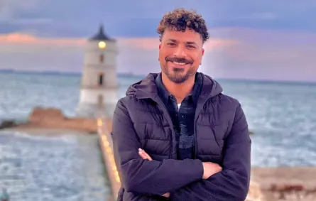 مصطفي أبو سريع يعلن انفصاله رسمياً عن زوجته: طالق بالثلاثة