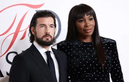 أندريا بريتي وفينوس ويليامز في المتحف الأمريكي للتاريخ الطبيعي في مدينة نيويورك (Andrea Preti and Venus Williams at The American Museum of Natural History in New York City). مصدر الصورة: Dimitrios Kambouris/Getty Images/AFP