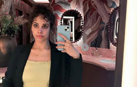 نور عمرو دياب تدعم صديقها ياسين رشدي في أغنيته الأولى "جمال عينيها"