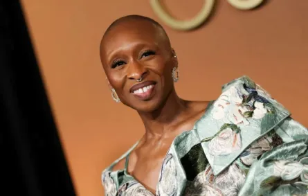 سينثيا إريفو Cynthia Erivo من حفل توزيع جوائز المحافظين 2025. مصدر الصورة: VALERIE MACON / AFP