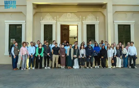 وفد جامعة هارفارد الأمريكية، في زيارة رسمية لجدة التاريخية 