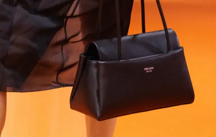 حقيبة Passage من برادا Prada - الصورة من العلامة