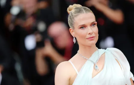 ليدي إليزا سبنسر Lady Eliza Spencer في مهرجان فينيسيا 2025. مصدر الصورة: Vittorio Zunino Celotto/Getty Images