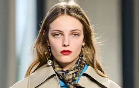 من عرض Patou -الصورة من Launchmetrics/Spotlight©