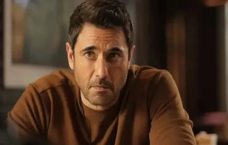 أحمد عز- الصورة من الشركة المنتجة لـ فيلم ولاد رزق