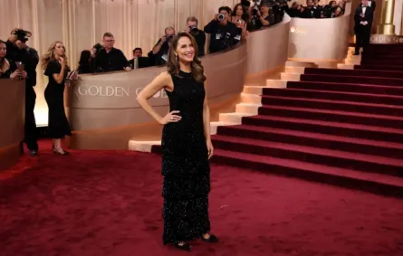 جينيفر غارنر Jennifer Garner في حفل توزيع جوائز غولدن غلوب 2026. مصدر الصورة: Michael Tran / AFP