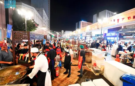 أكشاك بازار البلد في جدة