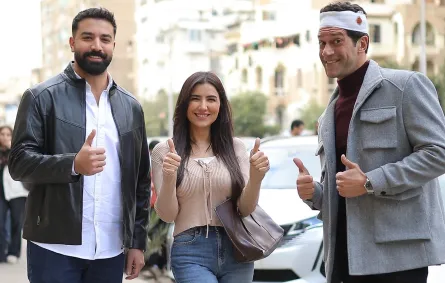 مي عمر تتوسط أحمد مجدي وحازم إيهاب- الصورة من حساب حازم إيهاب على إنستغرام