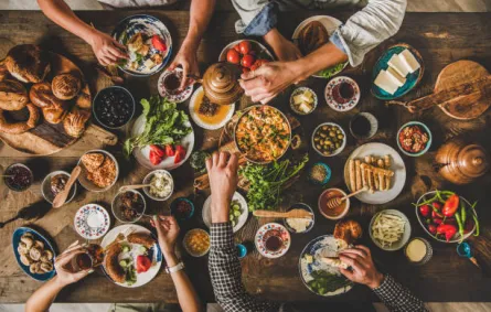 تفسير حلم السحور مع العائلة في المنام