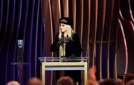باربرا سترايساند Barbra Streisand في حفل توزيع جوائز الممثلين 2024. مصدر الصورة: Matt Winkelmeyer/Getty Images/AFP 