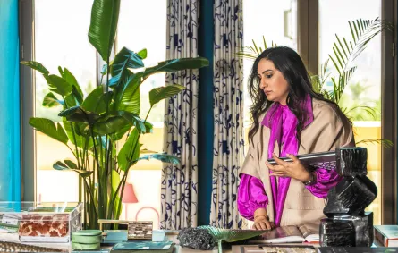  منال بوكمال، مهندسة التصميم الداخلي البحرينية