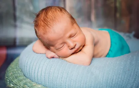 صورة لمولود نائم