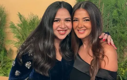 دنيا وإيمي سمير غانم - الصورة من حساب دنيا على إنستغرام