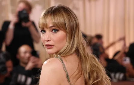 العيون المبطنة 