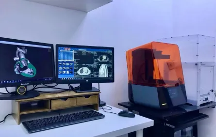 تمكن تقنية الطباعة ثلاثية الأبعاد في علاج أمراض القلب الخِلقية الأطباء من فهم البنية التشريحية المعقّدة لقلب المريض بدقة عالية