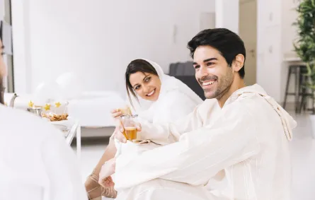 تحقيق الهدوء الزوجي في رمضان يرتكز على تعزيز التواصل والحوار بين الزوجين- مصدر الصورة: freepik 