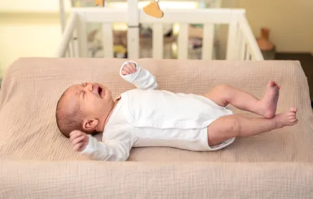 التلبك المعوي عند الرُّضَّع -مصدر الصورة: Freepik by pvproductions