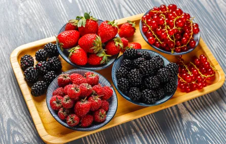 5 أطعمة ترفع كفاءة دماغكِ وتحسّن ذاكرتكِ- المصدر   Image by azerbaijan_stockers on Freepik