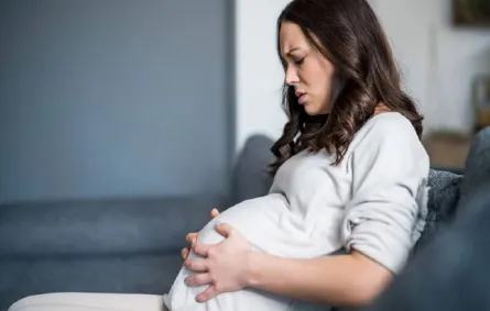 صورة لحامل تستعد للولادة