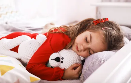 صورة لطفلة نائمة