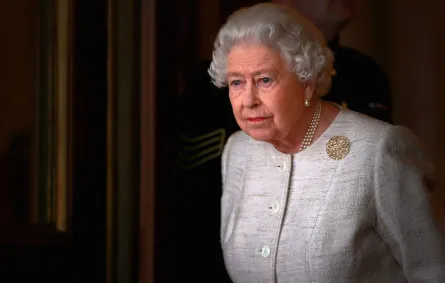 الملكة إليزابيث الثانية في لندن، إنجلترا (Queen Elizabeth II in London, England). مصدر الصورة: Chris Jackson - WPA Pool/Getty Images