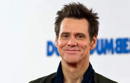 جيم كاري Jim Carrey من جلسة تصوير فيلم "Dumb and Dumber To" عام 2014 - مصدر الصورة: Ben A. Pruchnie/Getty Images