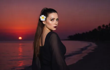 مي عز الدين - الصورة من صفحتها على الفيسبوك