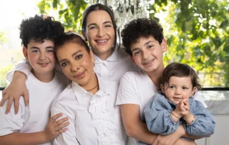 عائلة أصالة - الصورة من حساب شام الذهبي على انستغرام