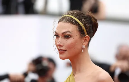 كارلي غلوس Karlie Kloss في مهرجان كان السينمائي في العام 2023 (مصدر الصورة:  Mike Marsland/WireImage)
