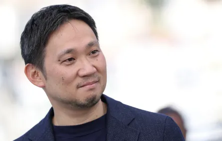 ريوسوكي هاماغوتشي Ryusuke Hamaguchi خلال الدورة الـ 79 لمهرجان كان السينمائي في مدينة كان، جنوب فرنسا، في 16 مايو 2026. - مصدر الصورة: Sameer AL-DOUMY / AFP