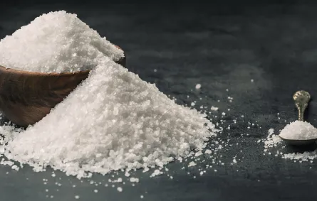 ملح البحر الخشن لتنظيف المنزل
