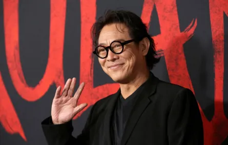 جيت لي في كاليفورنيا Jet Li in Hollywood, California - مصدر الصورة Jesse Grant / GETTY IMAGES NORTH AMERICA / Getty Images via AFP