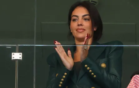 جورجينا رودريغيز في ملعب حديقة الأول بالرياض (Georgina Rodriguez in Riyadh's Al-Awal Park Stadium). مصدر الصورة: Fayez NURELDINE / AFP