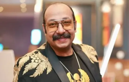 محمد ثروت- الصورة من صفحته على فيسبوك
