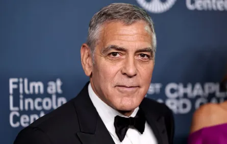 جورج كلوني في مدينة نيويورك ( George Clooney in New York City). مصدر الصورة: Jamie McCarthy/Getty Images for FLC/AFP