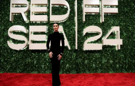 توبا بويوكستون Tuba Büyüküstün في مهرجان البحر الأحمر 2024. مصدر الصورة: Patrick Baz / FACTSTORY for Red / Red Sea Film Festival / FACTSTORY