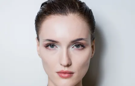من عرض جورجيو آرماني Giorgio Armani من أسبوع الهوت كوتور في باريس لربيع وصيف 2026 -الصورة من LaunchmetricsSpotlight ©.