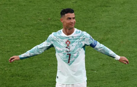 كريستيانو رونالدو في تورنتو أونتاريو (Cristiano Ronaldo in Toronto, Ontario). مصدر الصورة: Mattia Ozbot/Getty Images/AFP
