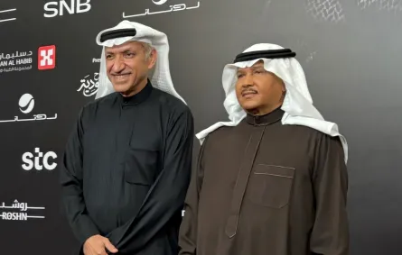 محمد عبده وسالم الهندي - الصورة  خاصة بسيدتي من تصوير زكية البلوشي